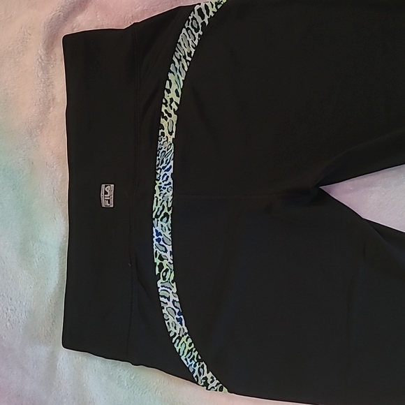 Fila Women's Medium Running Pants - Picture 4 of 5
